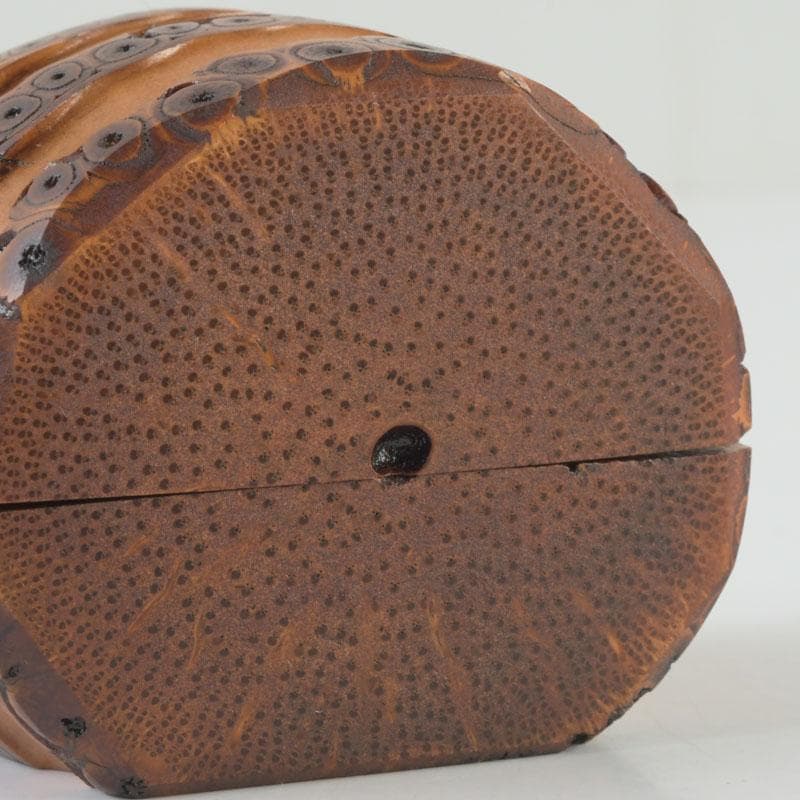 茶道具　竹工師　海野宗泰作　根竹香合　紫野　松長剛山極め箱　V　9614