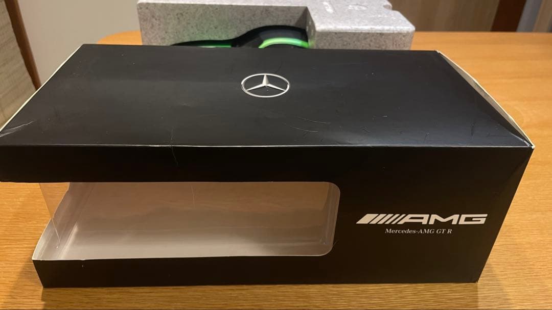 【希少】Mercedes-AMG GTR 1/18 AMG マットグリーン正規品