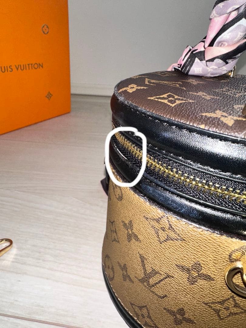 モノグラムバッグ