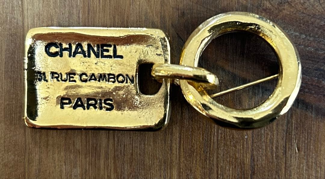 CHANEL 1133刻 カンボン プレート スイング ブローチ　　鑑定済み