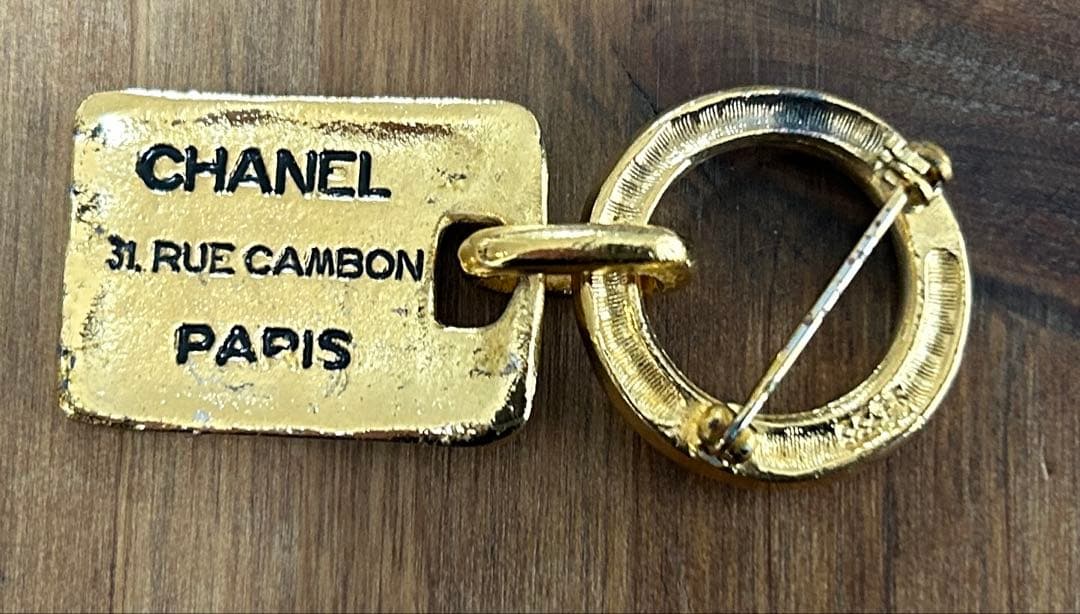 CHANEL 1133刻 カンボン プレート スイング ブローチ　　鑑定済み