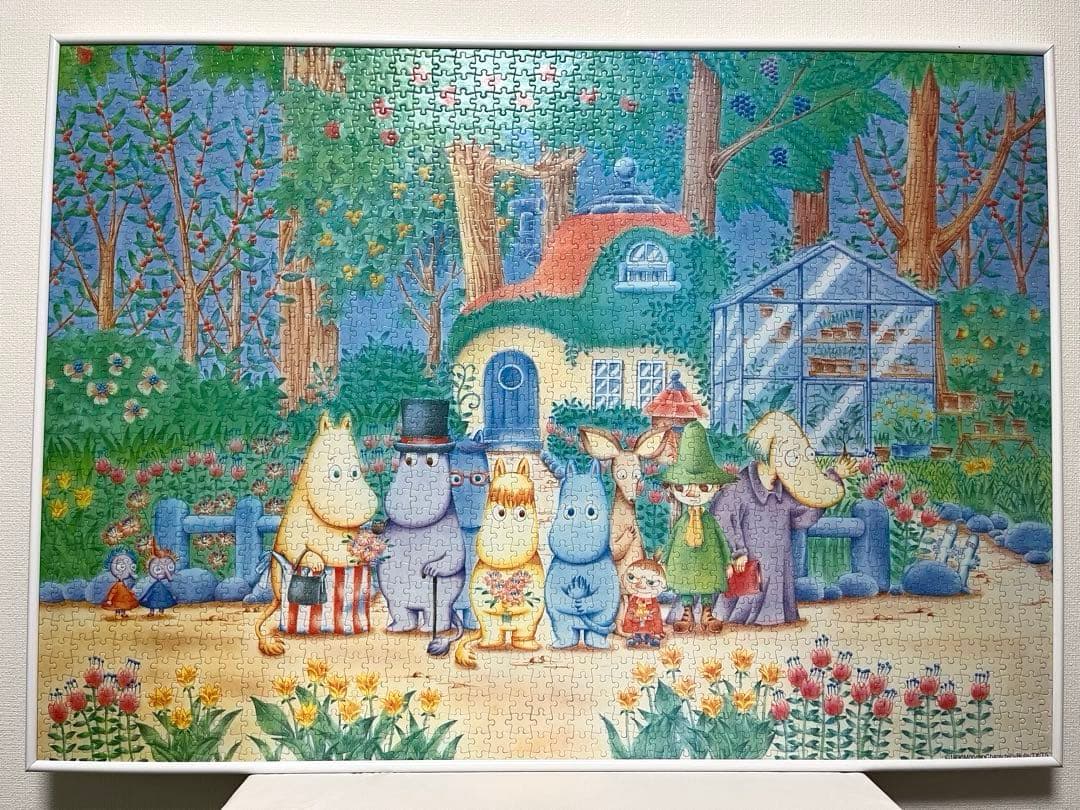 ジグソーパズル　ムーミン ヘムレンさんの庭　2000ピース[完成品]