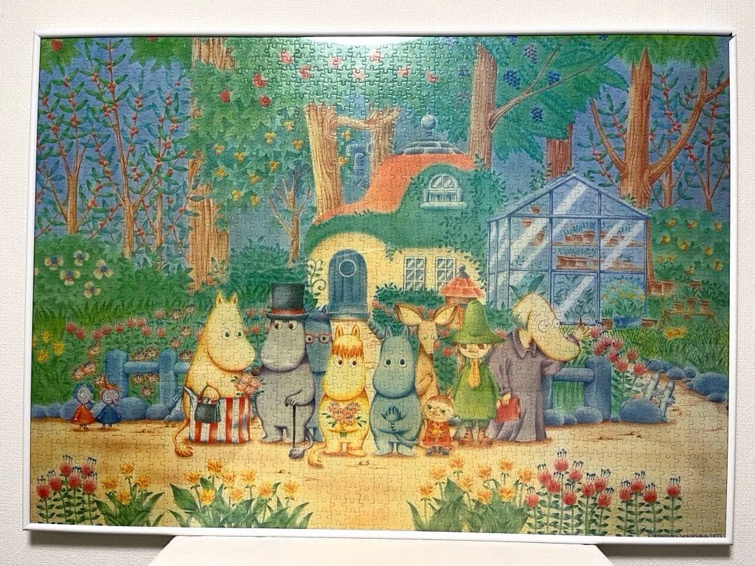 ジグソーパズル　ムーミン ヘムレンさんの庭　2000ピース[完成品]