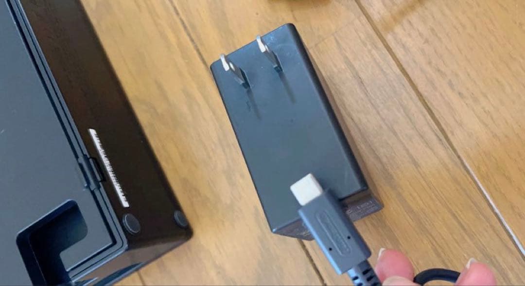 ☆【ジャンク品】Nintendo Switch 本体 青/赤 Joy-Con