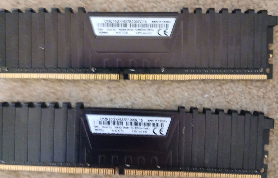 そ*う様 Vengeance LPX 16GB DDR4 3000MHz　8GB