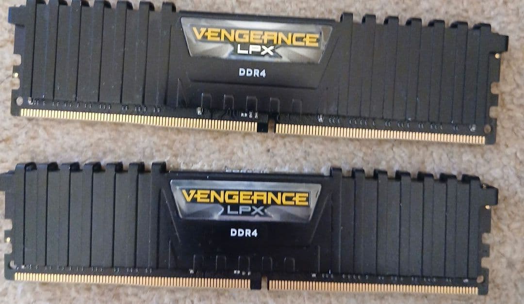そ*う様 Vengeance LPX 16GB DDR4 3000MHz　8GB