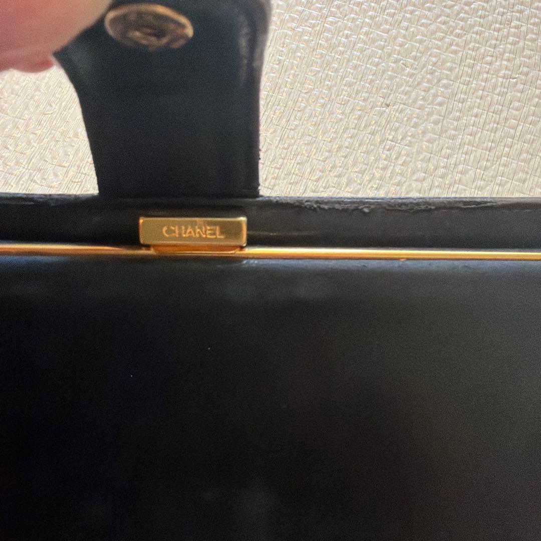 CHANEL キャビアスキン　ココマーク　二つ折り　長財布　黒