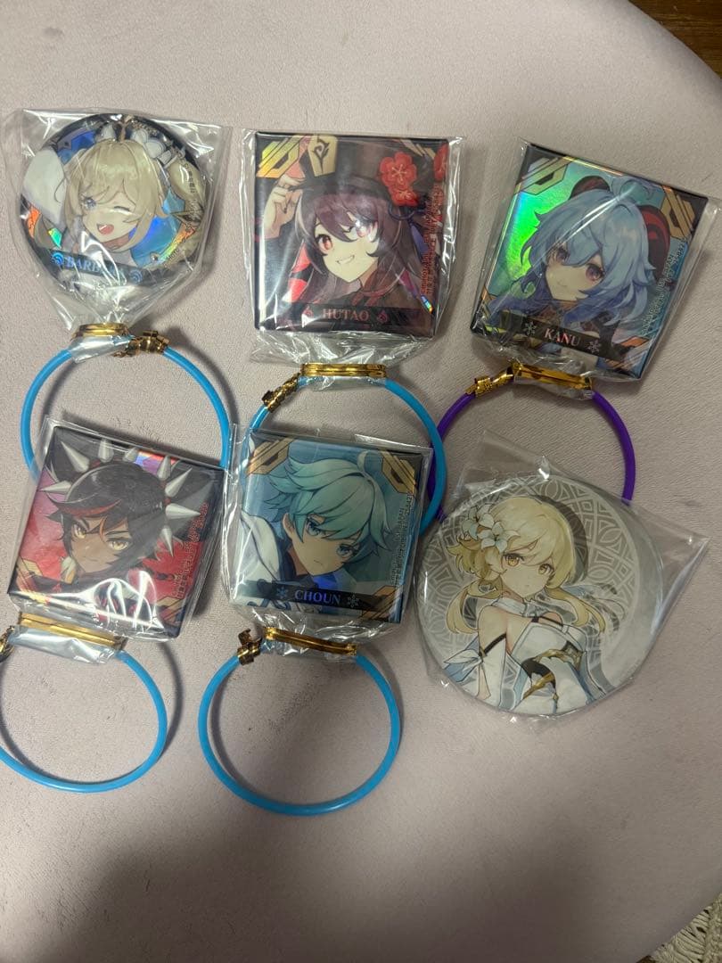 原神　缶バッジ