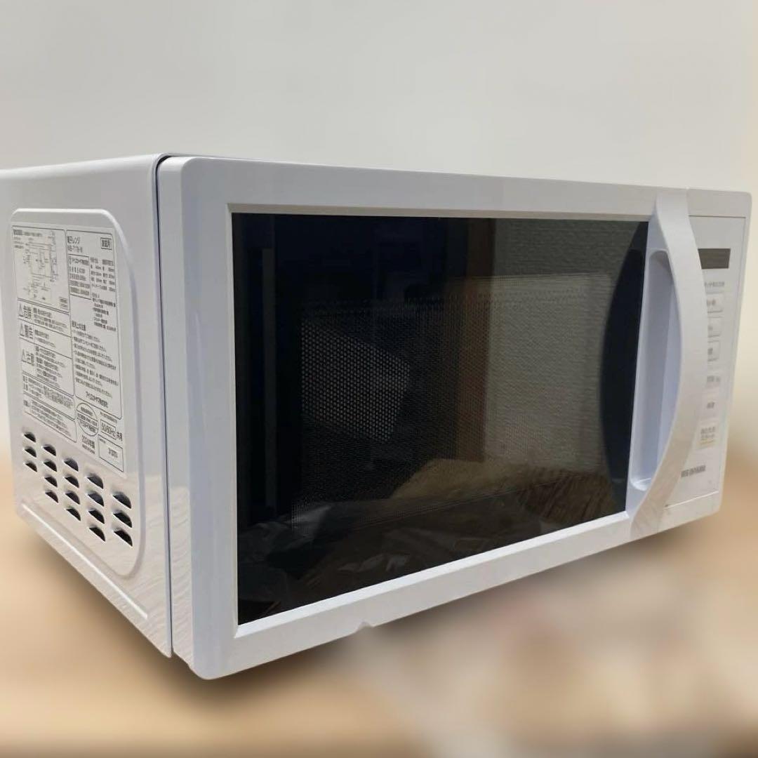 (新品未使用品) アイリスオーヤマの電子レンジIMB-T178-W24年製