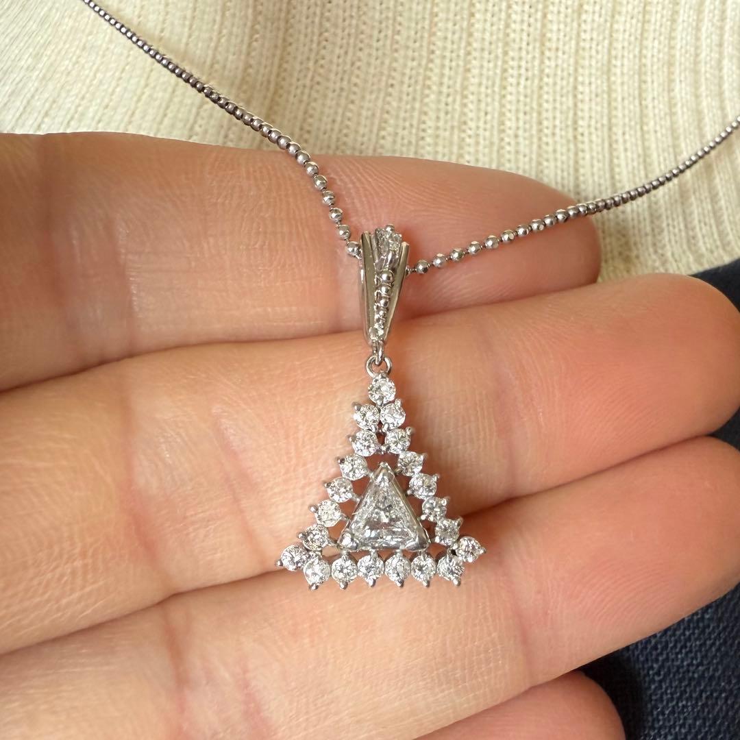 アンティークpt900ダイヤペンダント0.29/0.43ct 雰囲気が良い