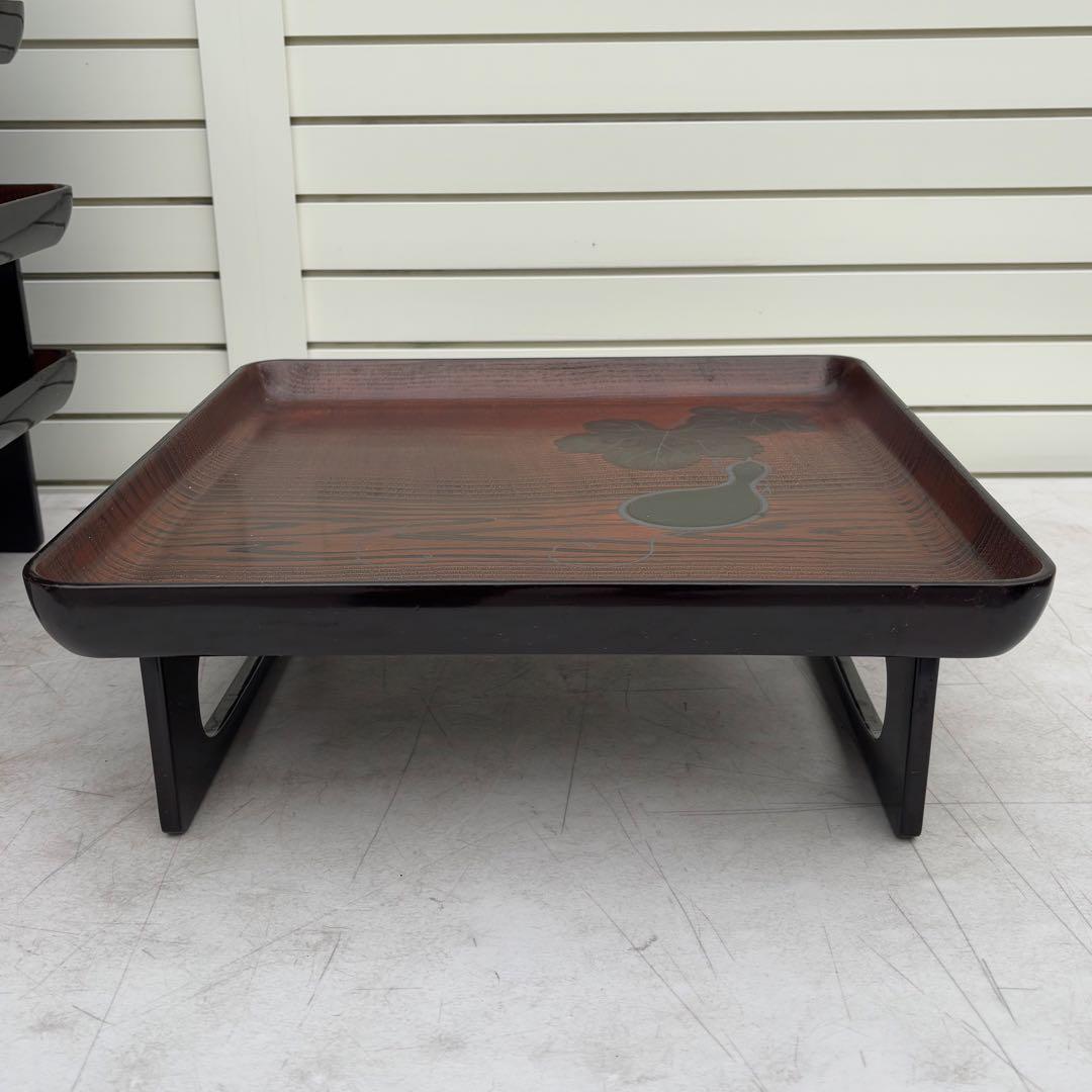 超高級、おもてなしにいかがですか？高台なお盆　漆器　脚付盆