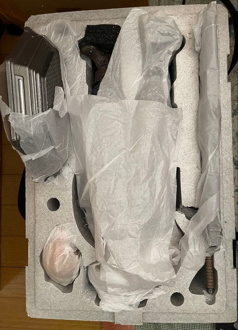 Fanart FF7R クラウド・ストライフ 1/3 ガレージキット スタチュー