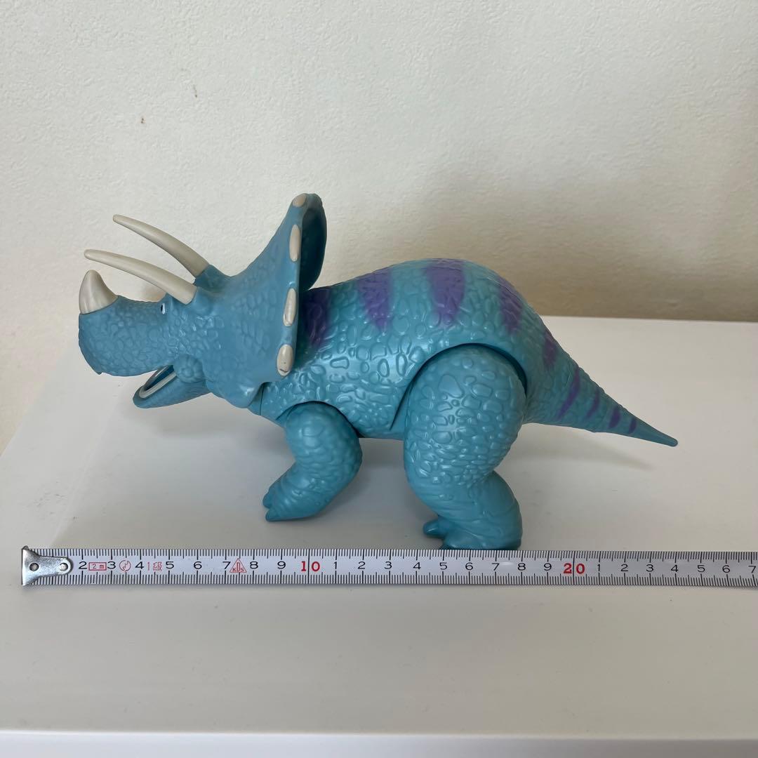 トイストーリー　トリクシー　フィギュア