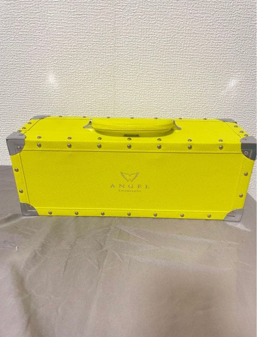 「新品」　エンジェル　シャンパン ヘイロー　イエロー　専用ケース付き