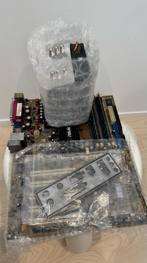 【完動良品】P4P800 SEとPentium 4 CPU、DDRメモリ