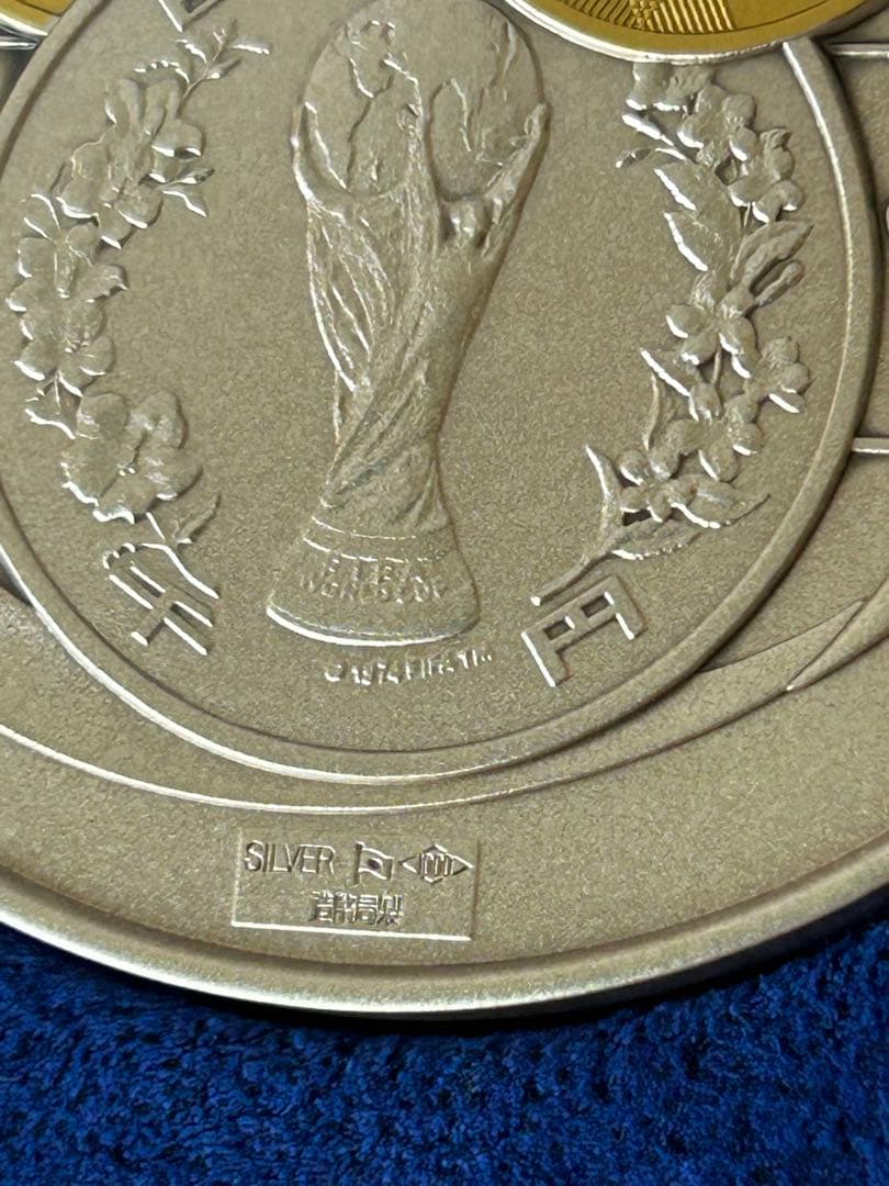 2002FIFAワールドカップ　記念貨幣発行記念メダル　純銀　130g 55ミリ