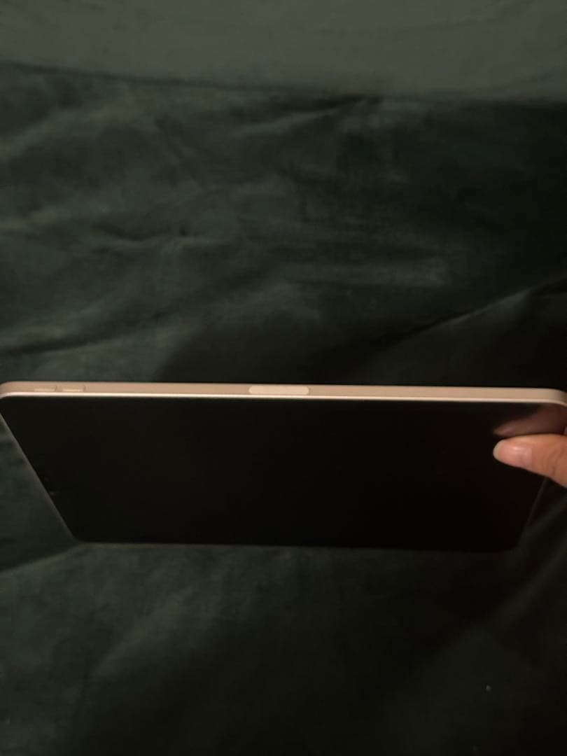 iPad Air 第5世代 / 256GB / Wi-Fi