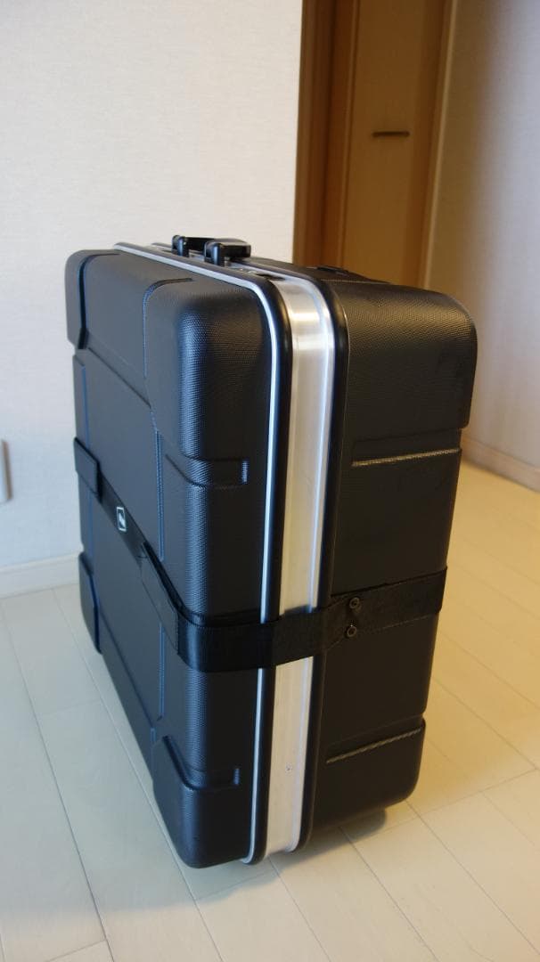 B&W 折りたたみ自転車（ブロンプトン）用輪行ハードケース