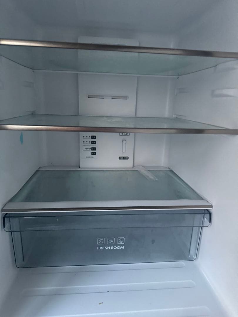 美品　冷蔵庫　2023年製　引き取り限定　大阪摂津市からです