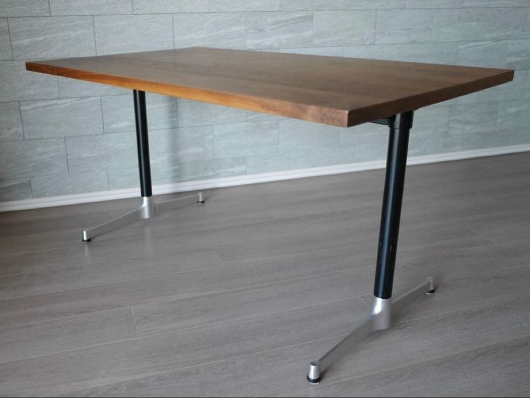 さっくー　【送料込み】グリニッチダイニングテーブルウォルナット1200