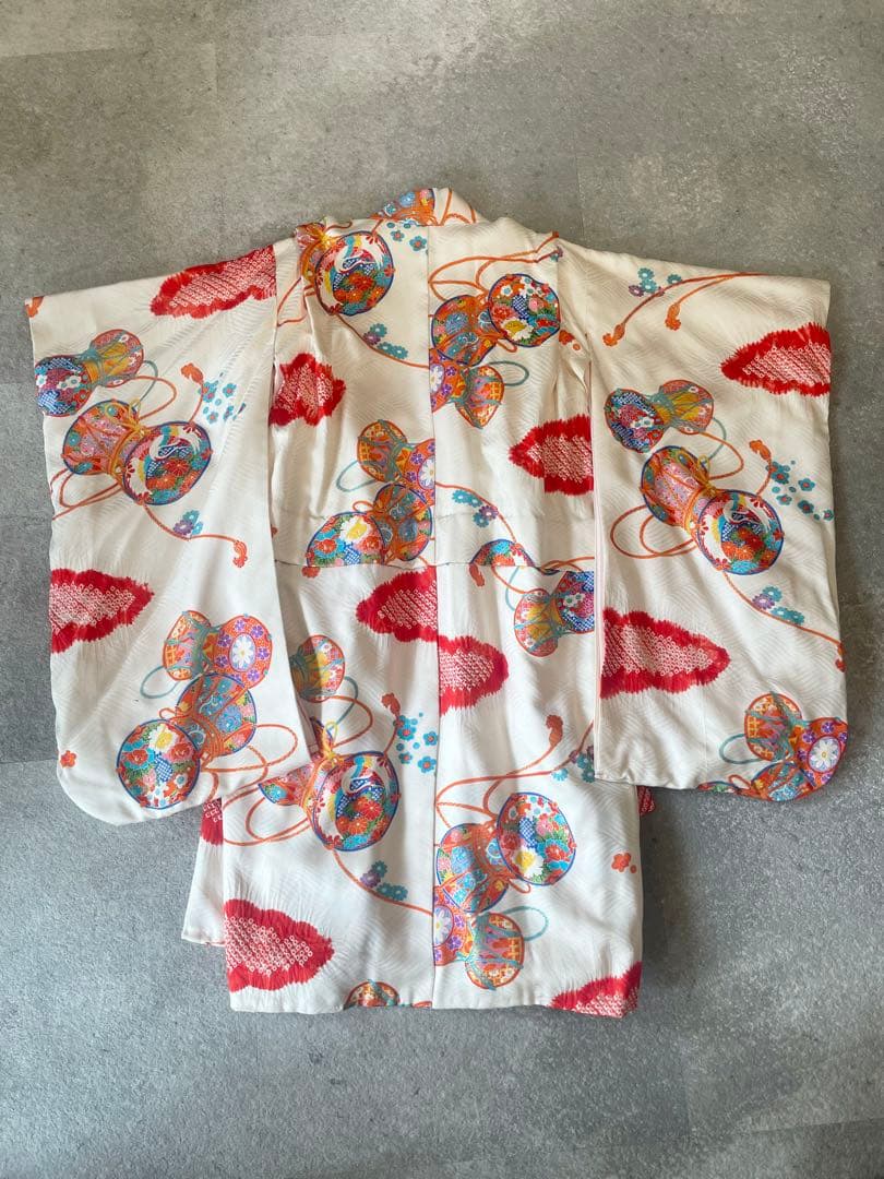 七五三3歳7歳　着物　アンティーク　骨董品　ヴィンテージ　古典柄