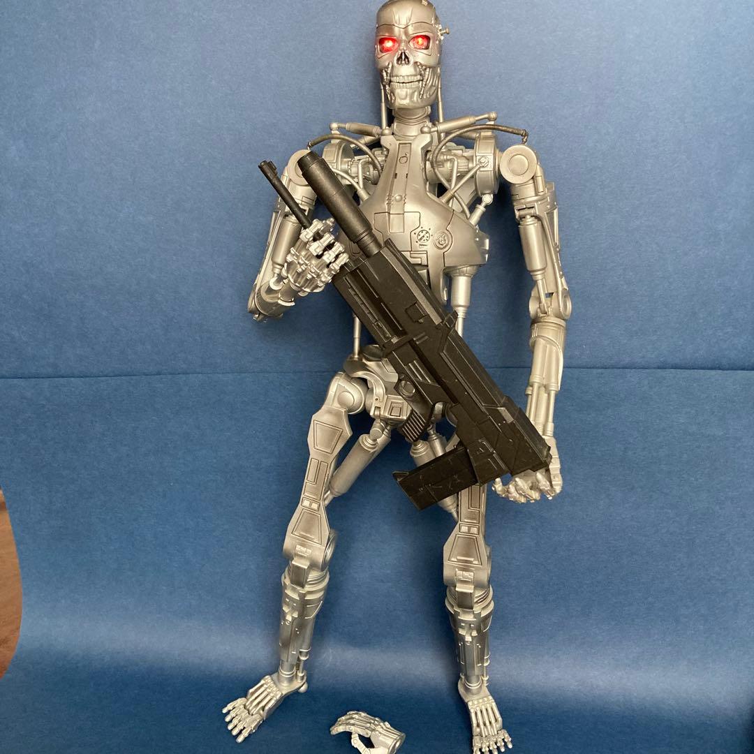 ターミネーター２エンドスケルトン18インチ