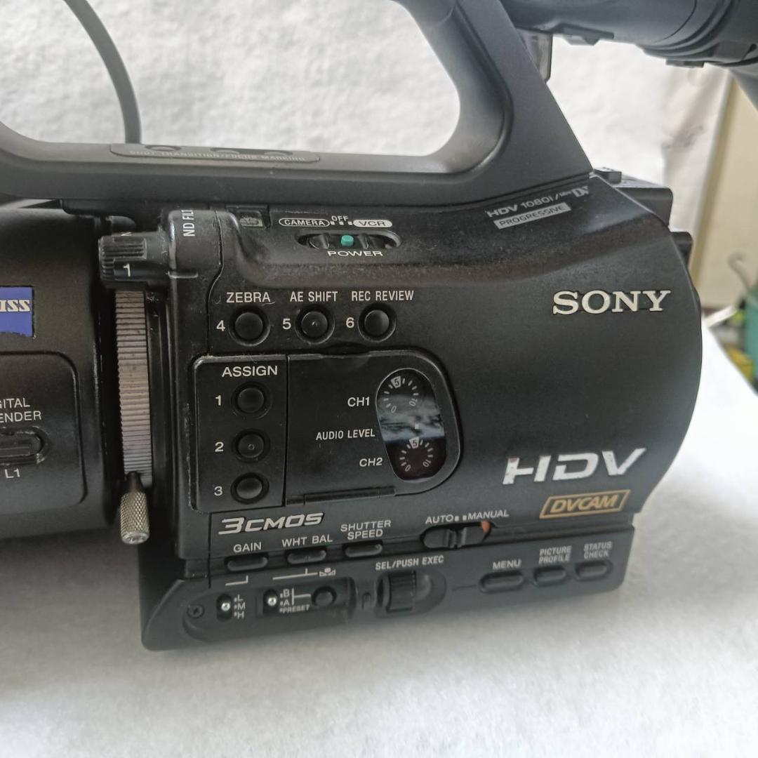 【最終値下】SONY HVR-Z7J ビデオカメラ本体+HVR-MRC1