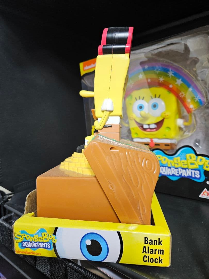 スポンジボブ　目覚まし時計　海賊　コスプレ　お宝　フィギュア