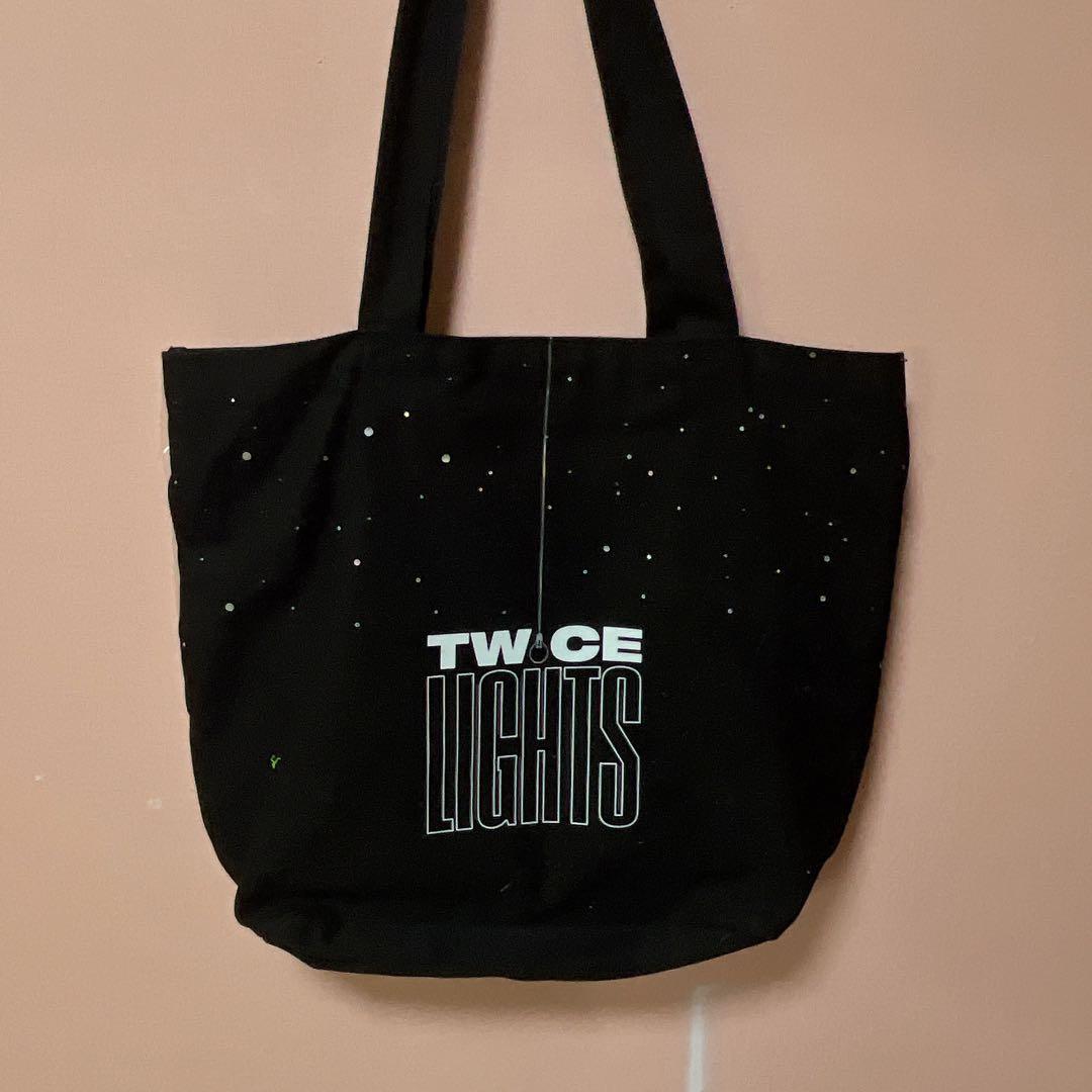 TWICE モモ 缶バッジ 痛バ バッグ