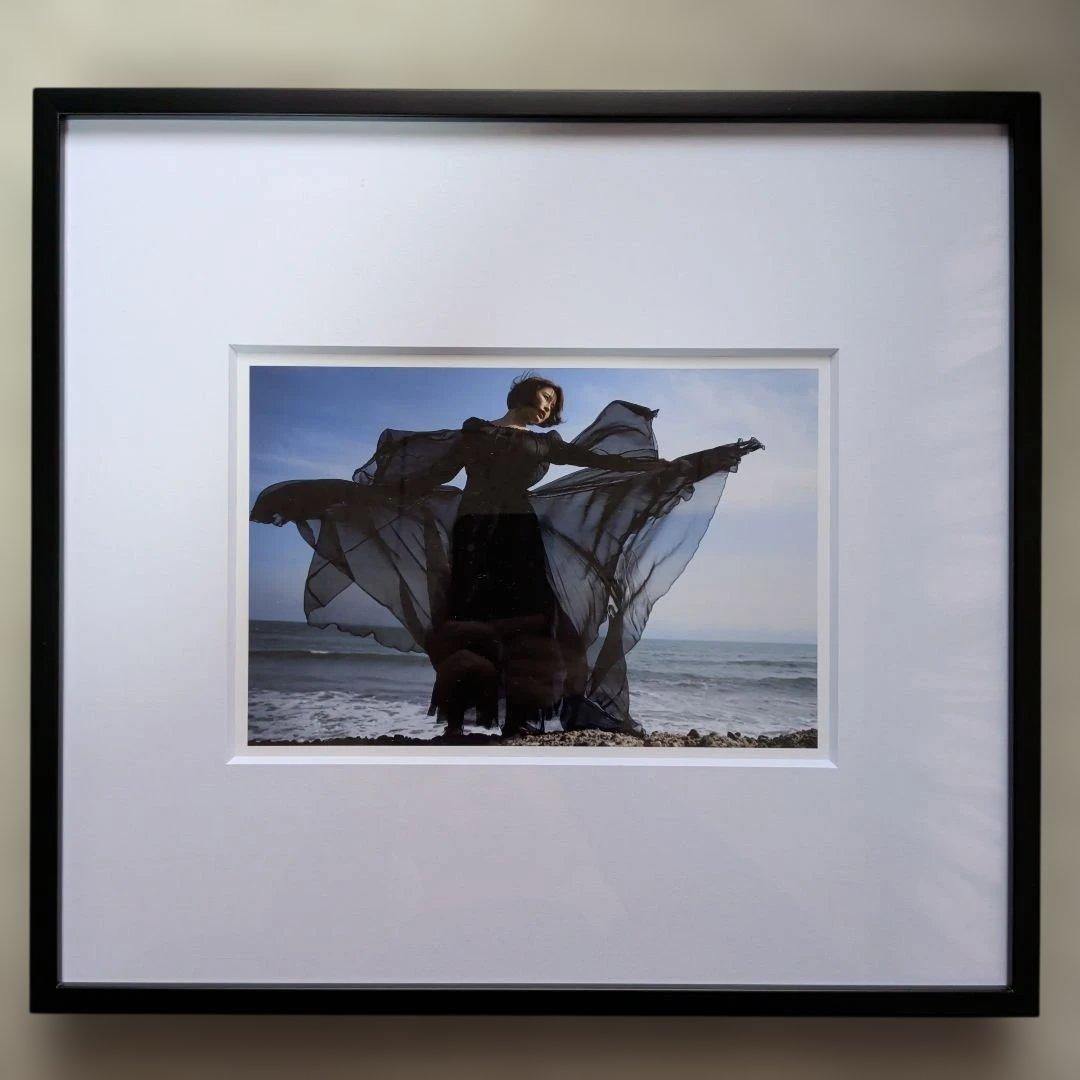 【直筆サイン入り】葵つかさ #12 額装入り写真 写真展「葵つかさ 生きる。」