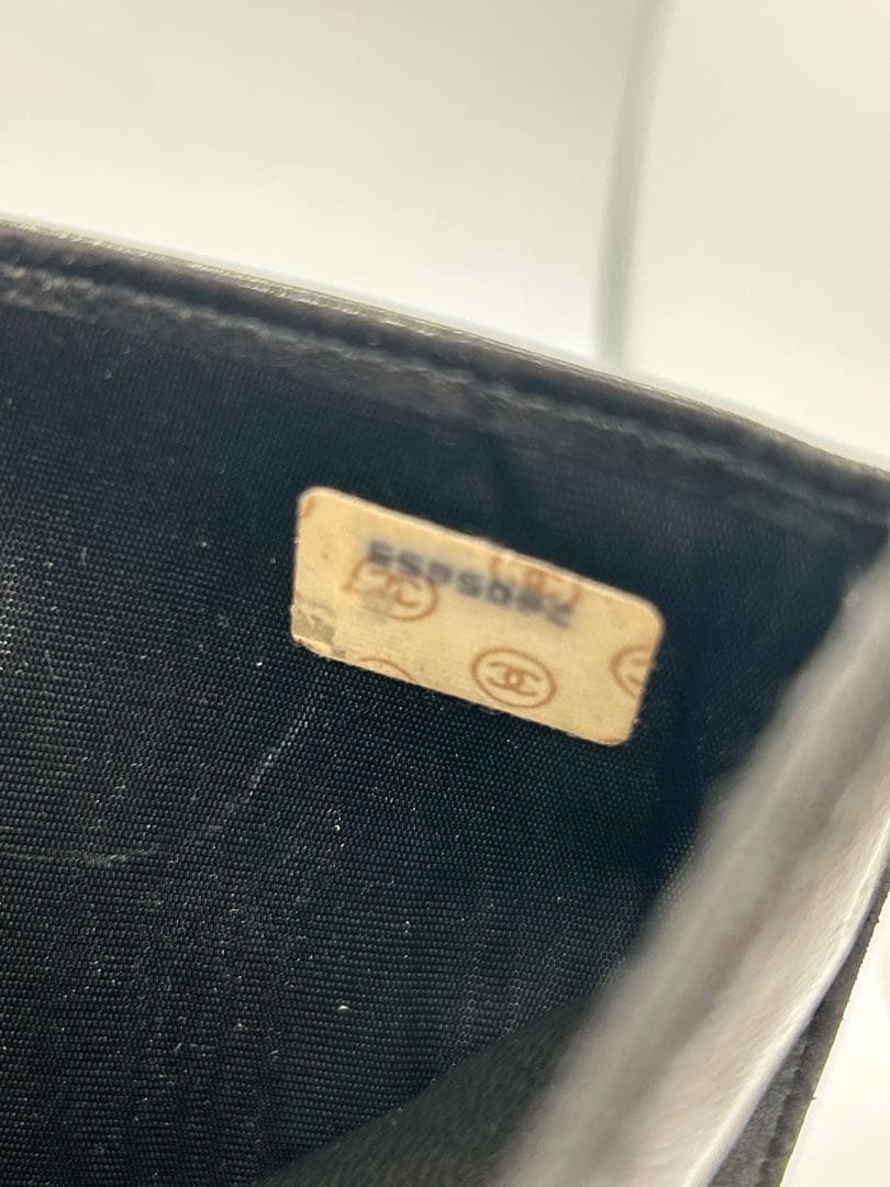 CHANEL　シャネル　二つ折り財布　ラムスキン　ココマーク ブラック /713