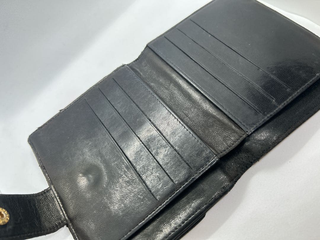 CHANEL　シャネル　二つ折り財布　ラムスキン　ココマーク ブラック /713