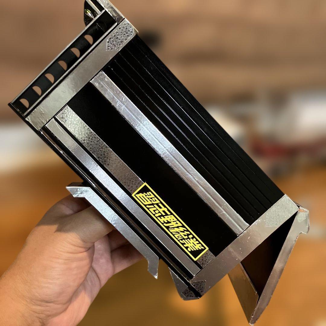 デコトラ、黒色のデカ箱出品、1／32大型ダンプ用