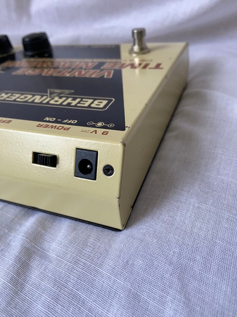 ギター BEHRINGER VINTAGE TIME MACHINE MODEL VM1