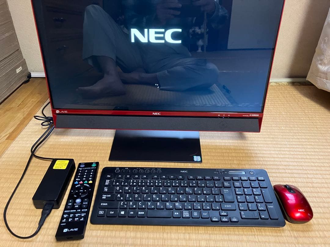 【初期化済】NEC PC-DA770EAR ALL-IN-ONE デスクトップ