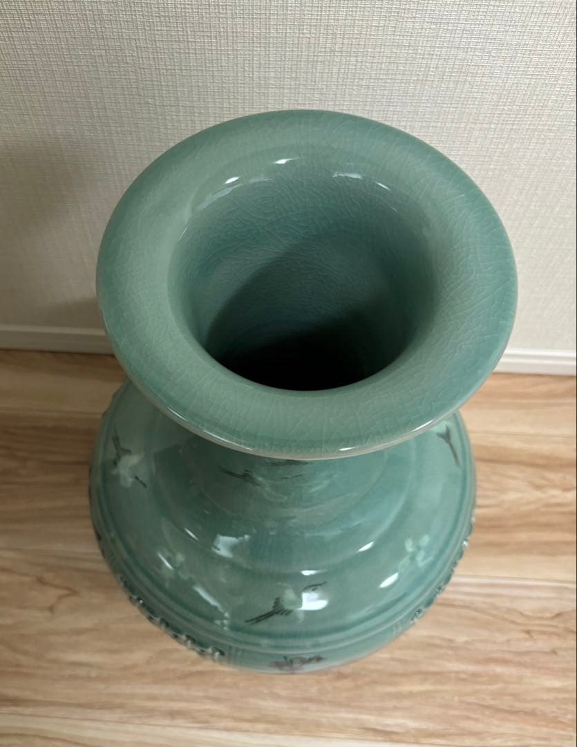 高麗青磁　天眞 壺（高さ40cm）透かし彫り