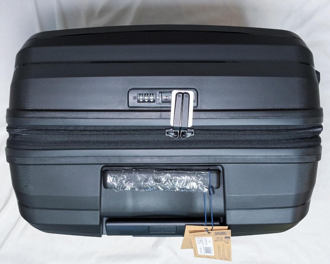 【未使用アウトレット】サムソナイト オクトライトネオ Mサイズ 拡張 即日発送可