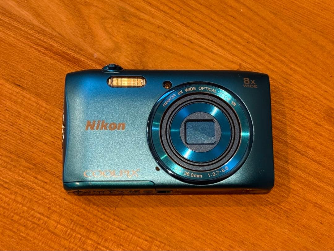 Nikon Coolpix S3600コンパクトデジタルカメラ