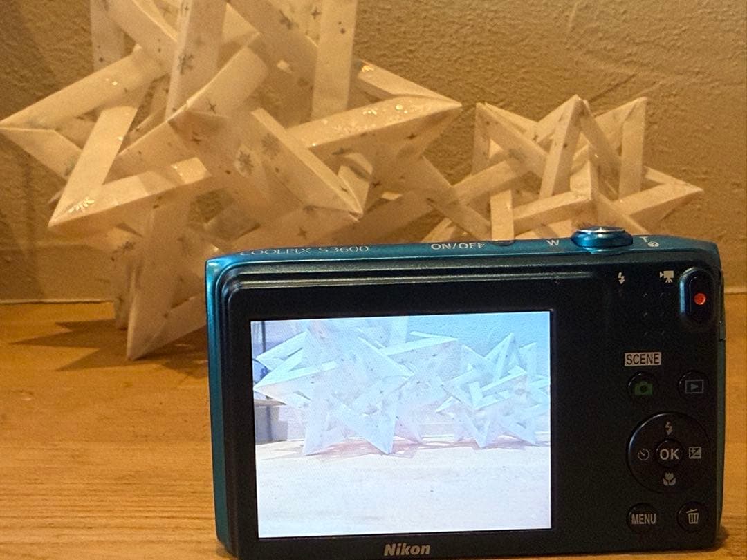 Nikon Coolpix S3600コンパクトデジタルカメラ