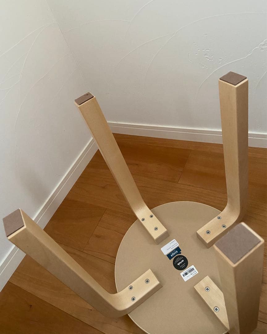 artek スツール　E60 4本脚リノリウム スコープ　4本脚　チャコール15