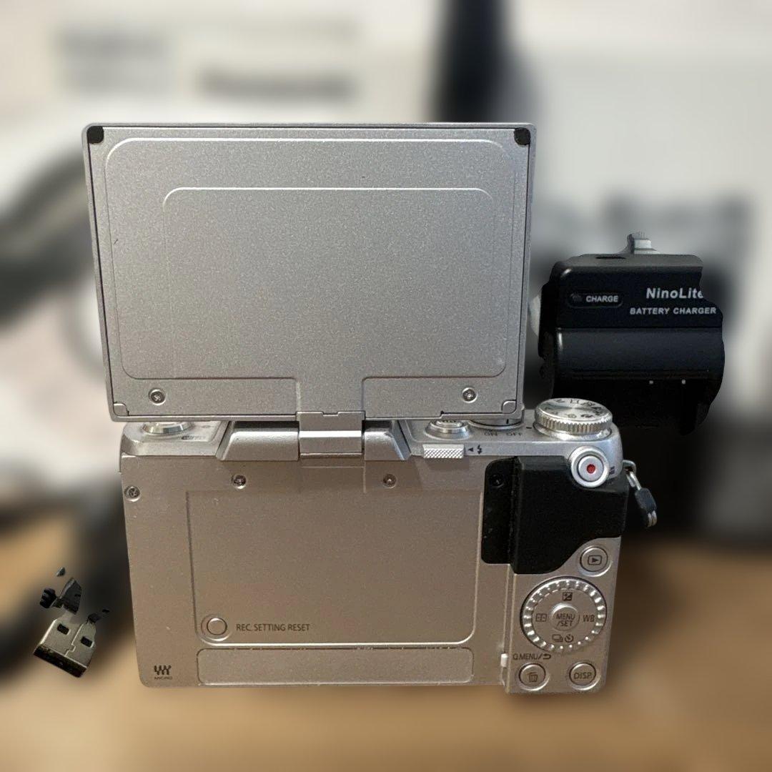 Panasonic LUMIX GF7 ボディミラーレス一眼カメラ