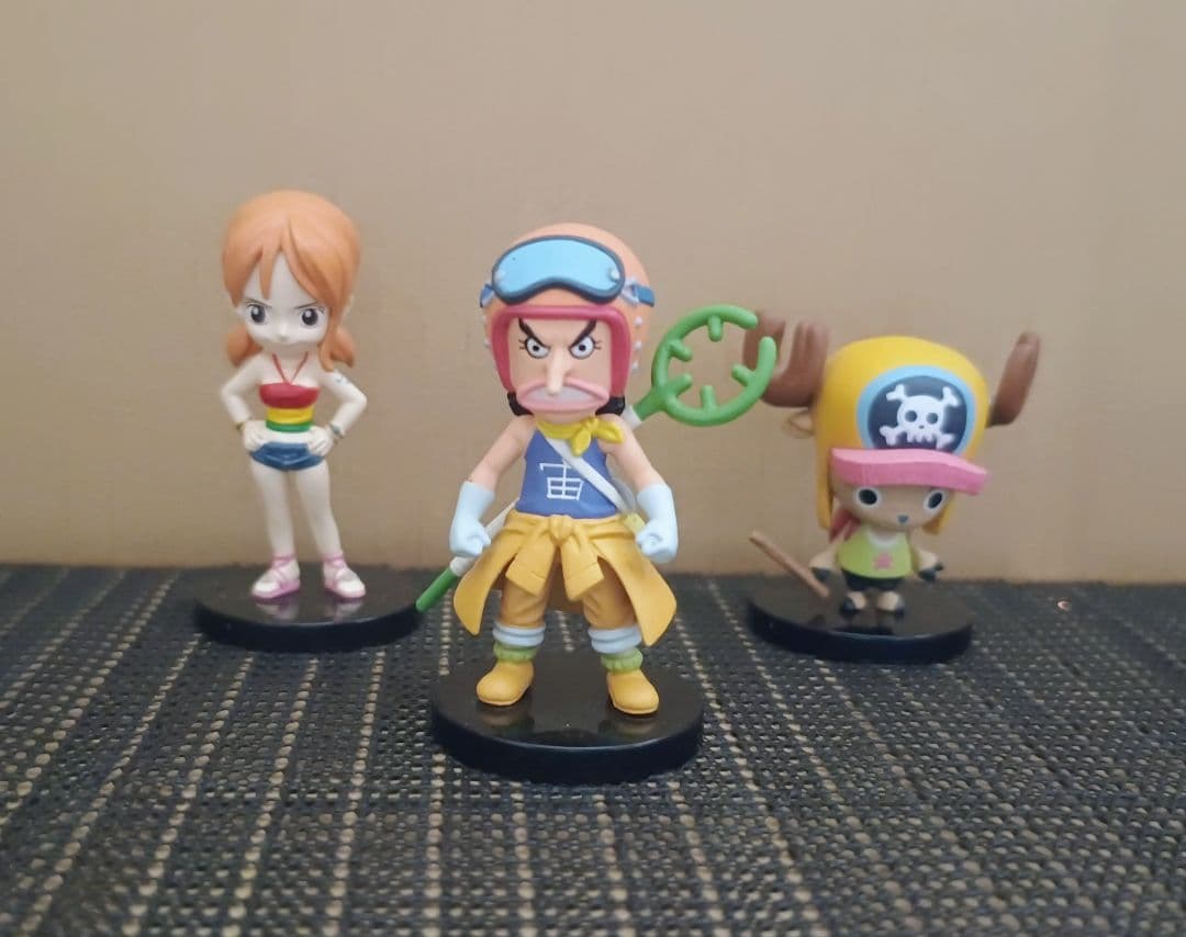 ワーコレ　ストロングワールド　麦わらの一味　冒険服　ワンピース　フィギュア