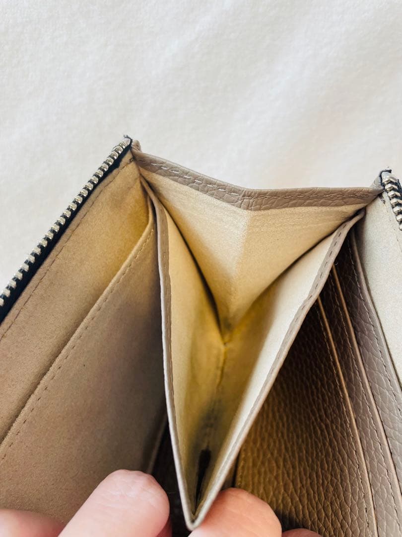 【 美品✨️】ATAO チェスZOO イリオモテヤマネコ 刺繍 ミニ財布 トープ