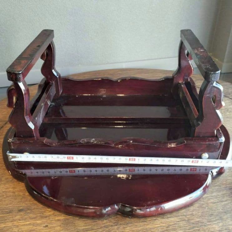 貝細工装飾の木製テーブル　御膳　螺鈿　使用感有