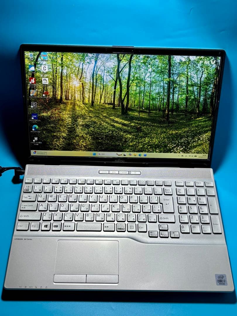 富士通 LIFEBOOK AH56/E2 i7 10510U SSD 2TB