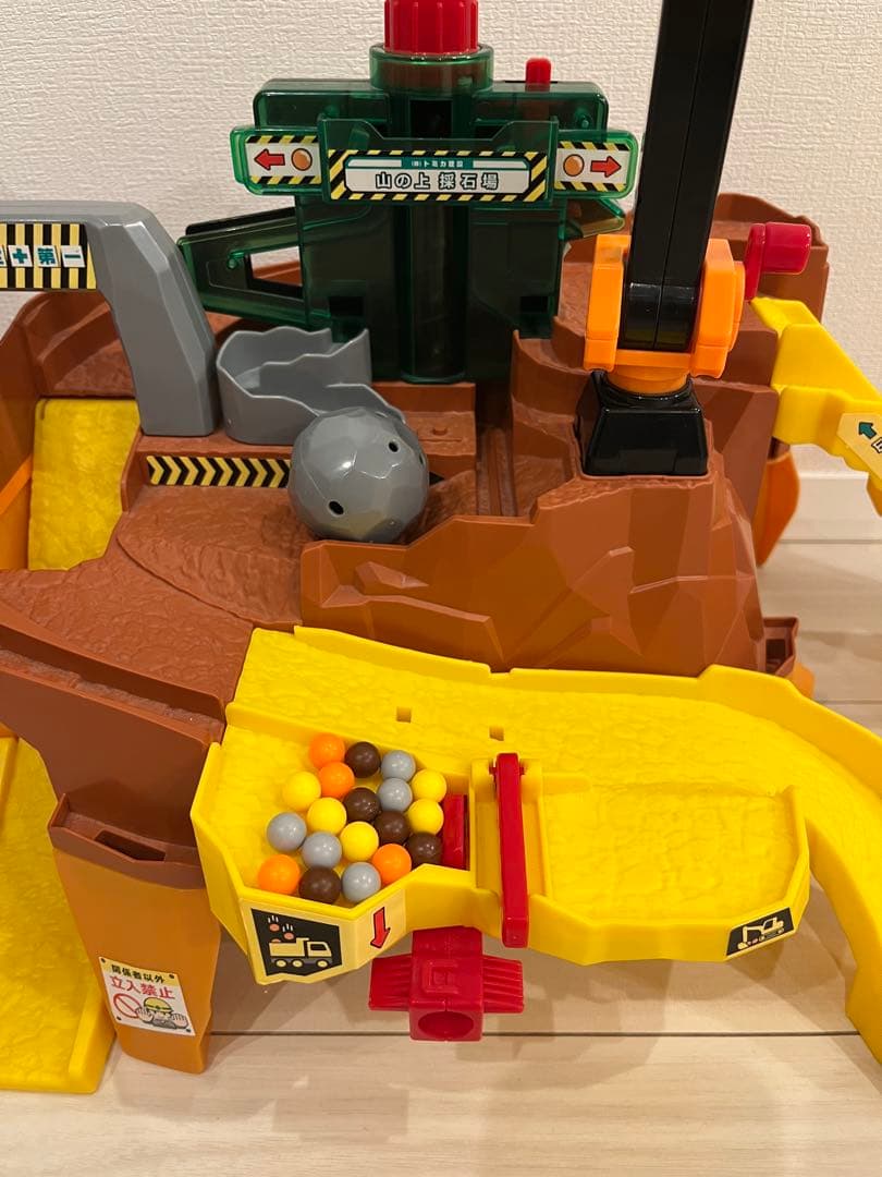 トミカタウンまとめ売り　ビッグ工場　コンボイ　セット