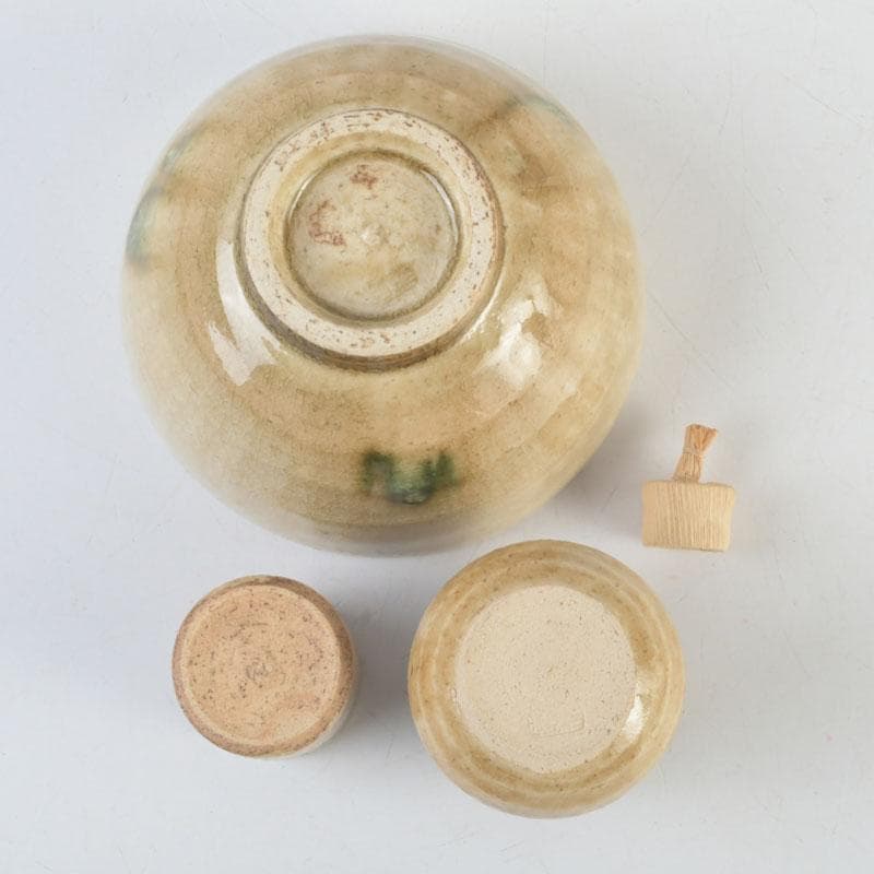 茶道具　桐木地本漆塗　利休茶箱　茶碗　棗　香合など　八点　一式　M　9549