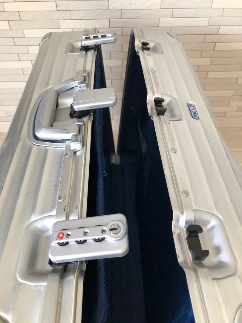 希少 リモワ トパーズ 82L 4輪 青ロゴ 旧ロゴ TSAロック アルミニウム