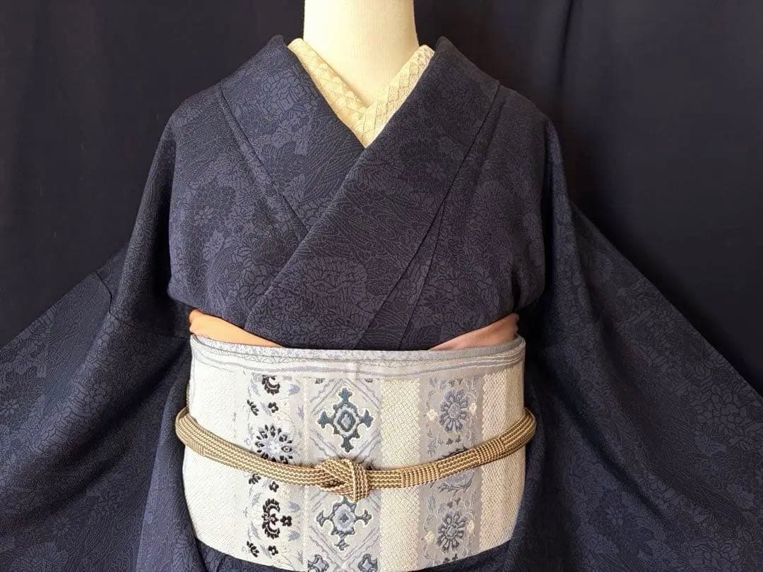 【小紋】徳島県阿波天然藍染 天然灰汁醗酵建 藍染の奥ゆかしさの魅力大