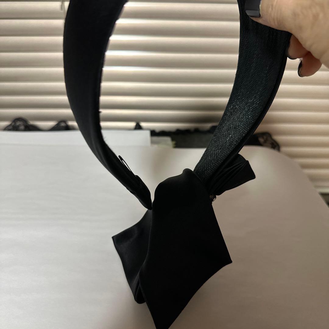 a c c aビジュー黒 サテン リボン付き ヘアバンド